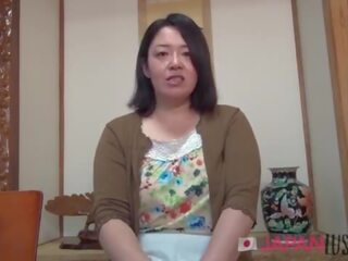Закръглени full-blown японки deity обича хуй indoors и на открито